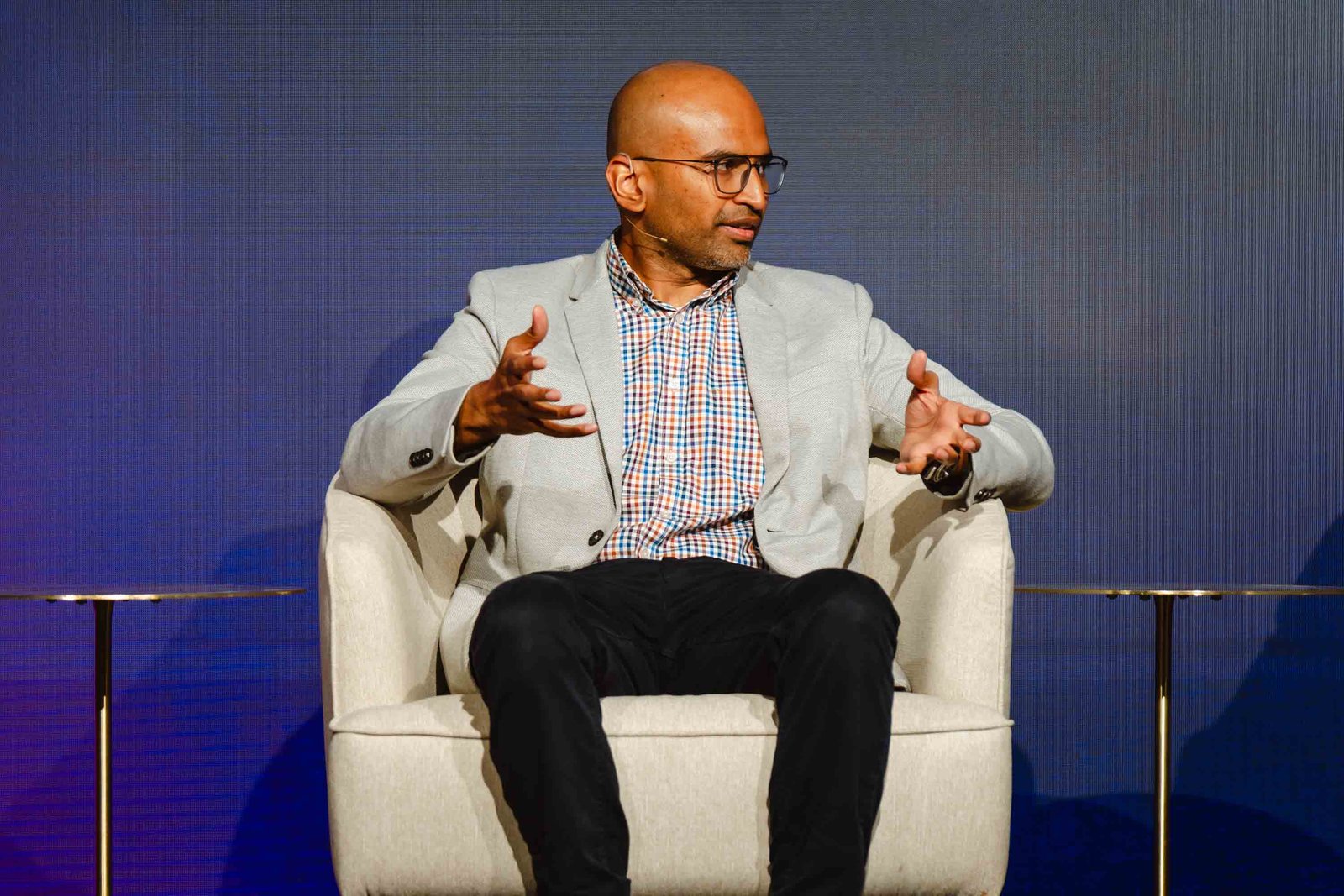 Shyam Duraiswami speaking on stage